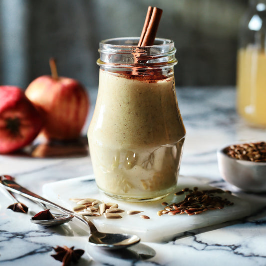 Cinnamon-Spiced Sunflower Seed and Apple-Pear Smoothie